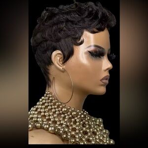 Natural black Short cut hair wig
